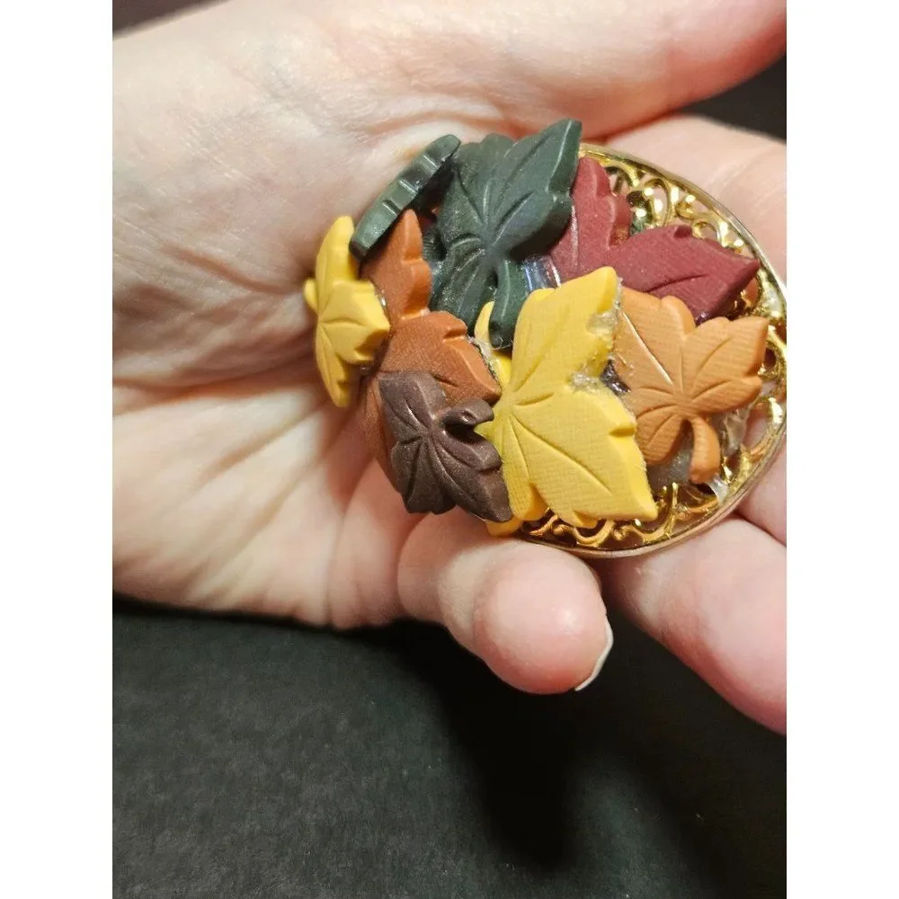 Vintage handmade fall leaf brooch